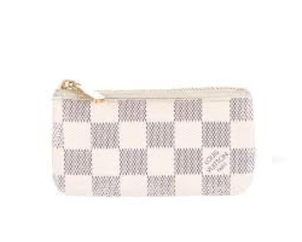 louis key pouch